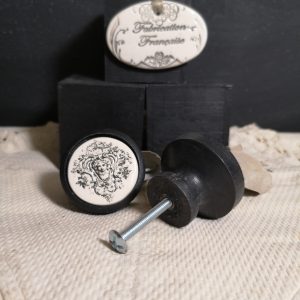 Bouton poignée meuble button handle tiroir porte artisanal original Grand Ecusson noir couleur bois noir