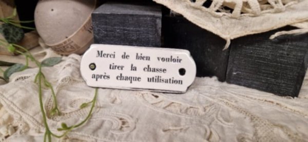 Plaque émaillée réédition ancien tôle émaillée cadeau publicitaire personnalisable noël entreprise mariage plaque de porte céramique émaillée sur mesure EPMMLARG 3 présentation